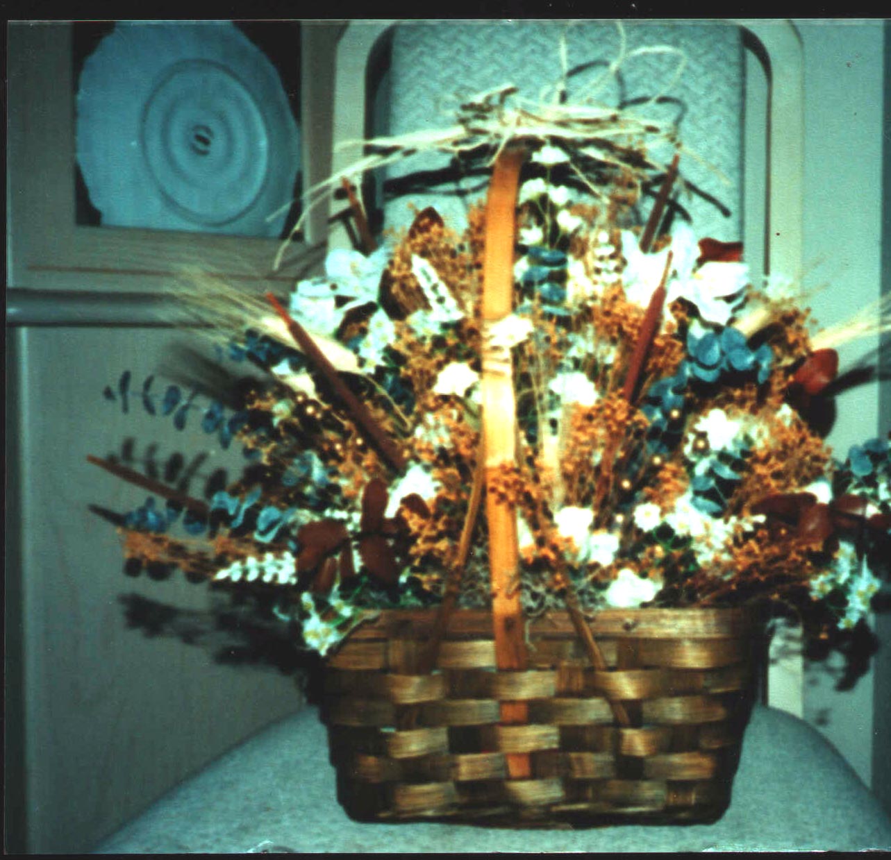 brownfloralarrangement.jpg